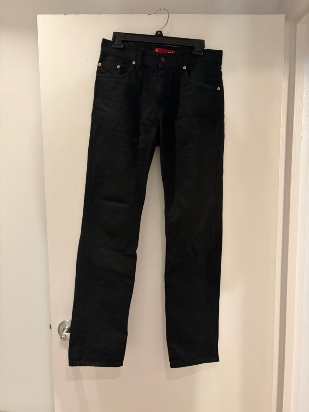 Levi's Men's Black Straight Jeans (504) 28/29”